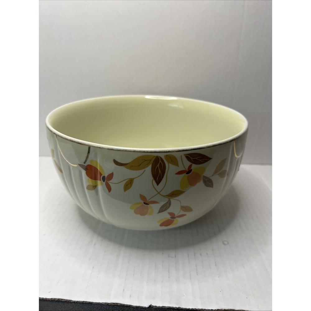 Vintage Hall's Superior Autumn Leaf 9" Mixing Bowl